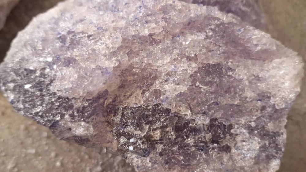 نمک ابی گرمسار